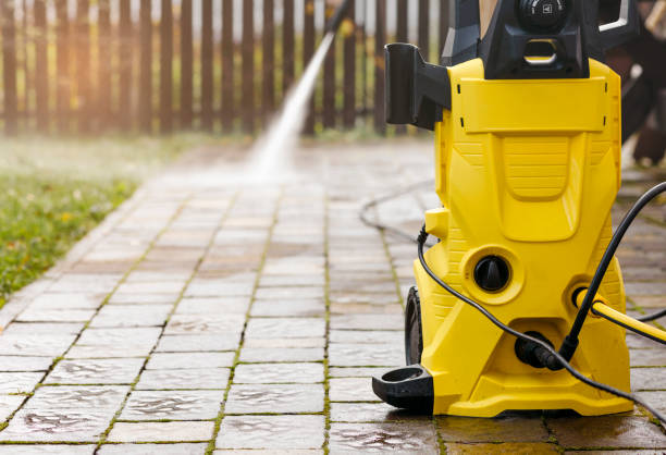 Best Deck and Patio Pressure Washing in North Lakeport, CA